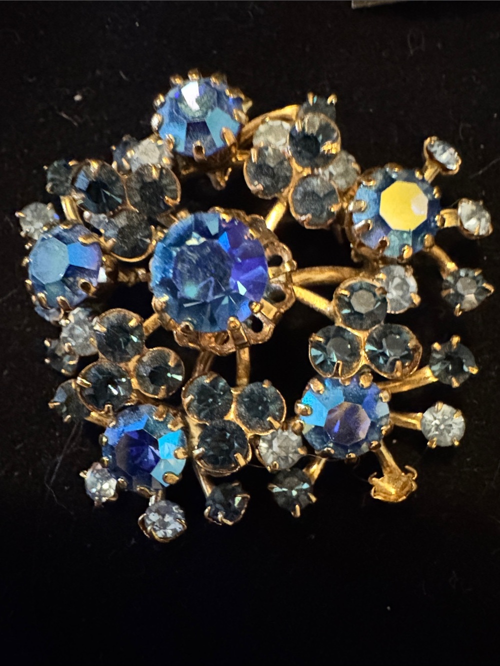 Vintage 1950s Blue Crystal Cluster Brooch - Unbranded